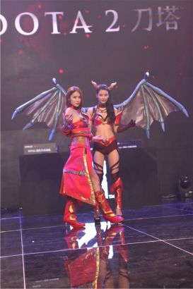 仅在比赛场 仅在比赛场