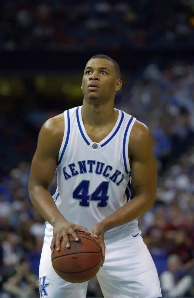 无力回击 无力回击