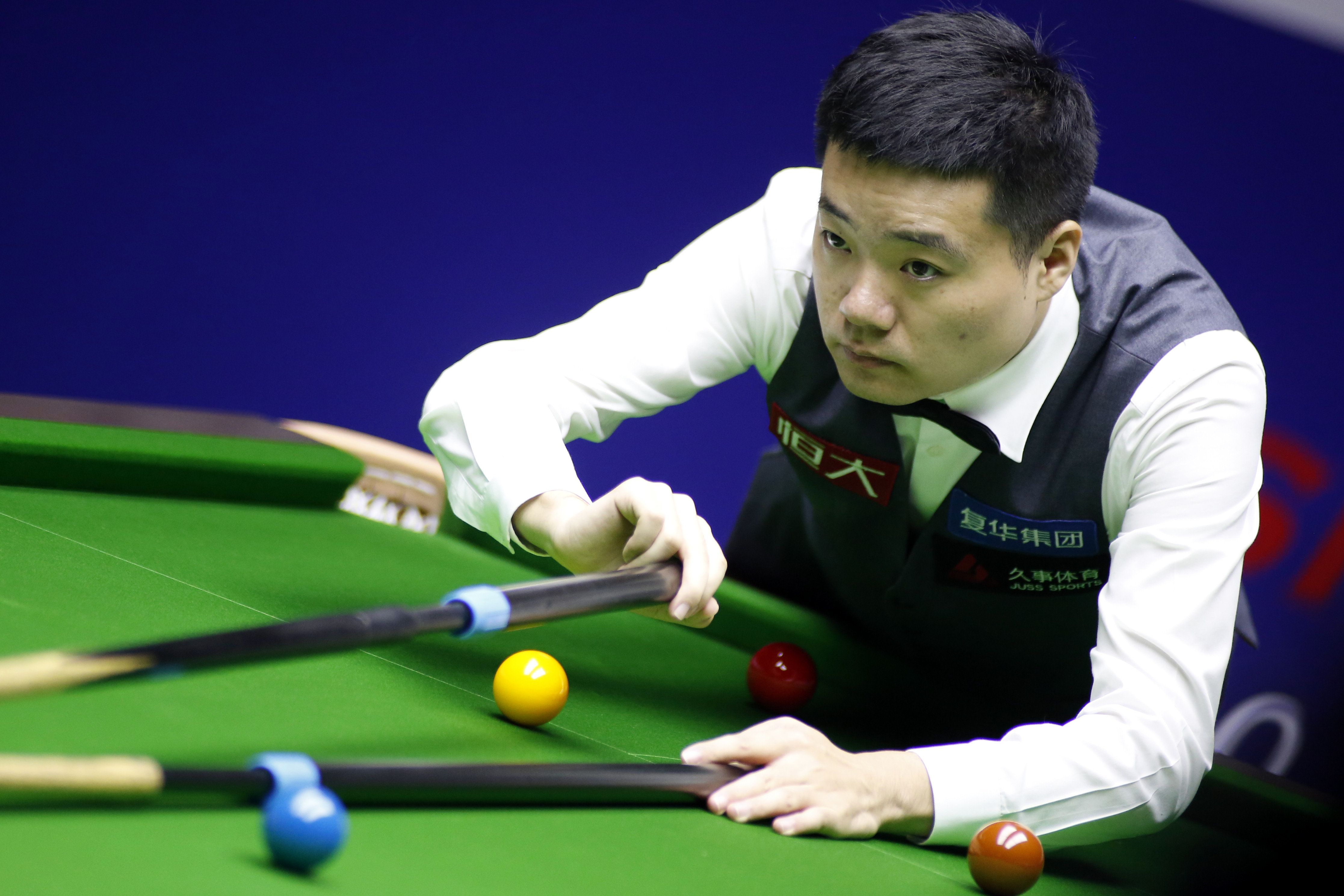 效力时期 效力时期