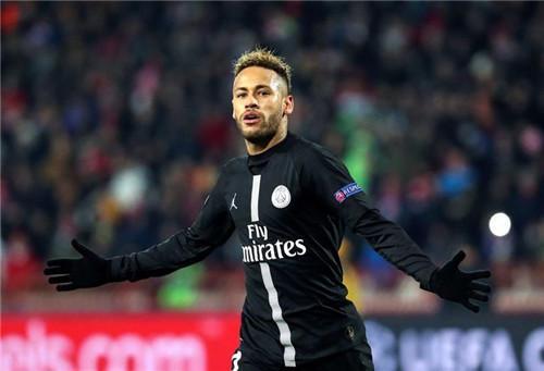 禁区内触球 禁区内触球